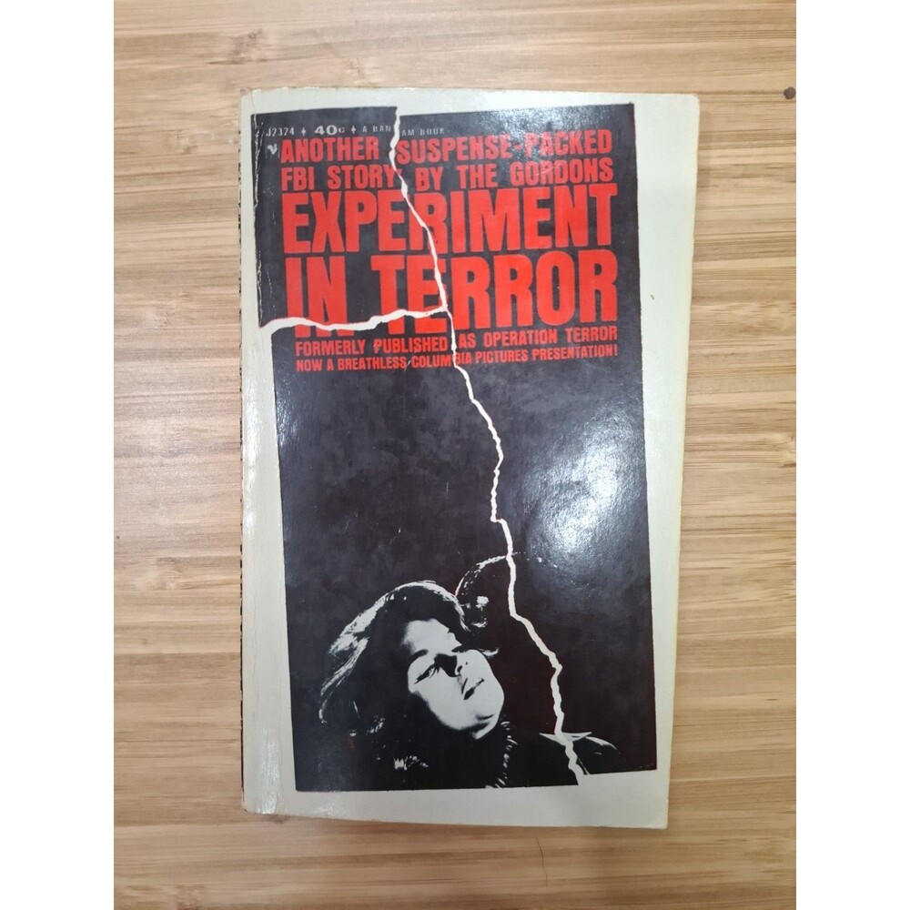 Experiment In Terror by: the Gordons 1962 PB Great Cond Bantam First Edition